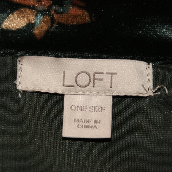 ANN TAYLOR Black Floral Velvet Kimono Topper sz OS - Picture 6 of 7